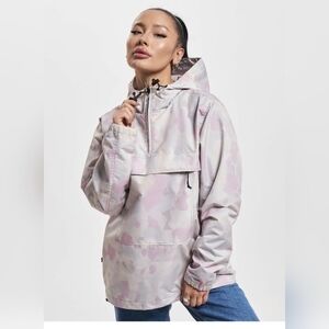 Carhartt windbreaker pullover camo Size M